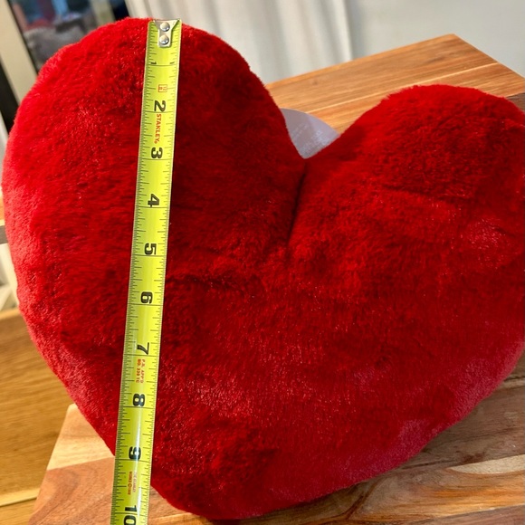 New! Snuggle Buddy Heat N Hug Red Plush Heart SO SOFT - Picture 4 of 5